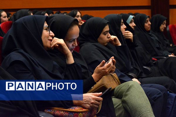 مدرسه انقلاب در بهارستان‌دو به ایستگاه پایانی رسید