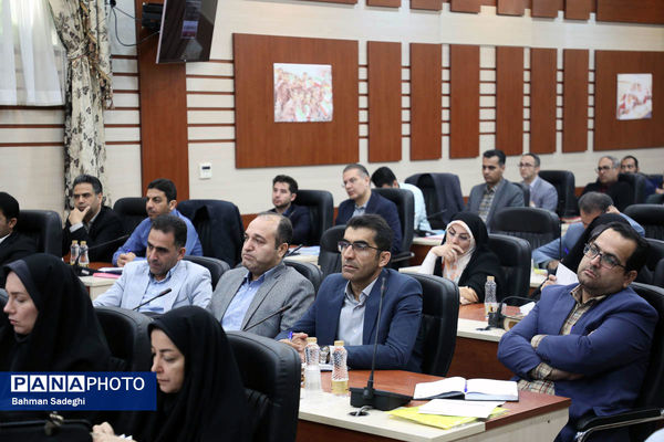 نشست تخصصی کشوری برنامه ملی آموزش مهارت های رقومی