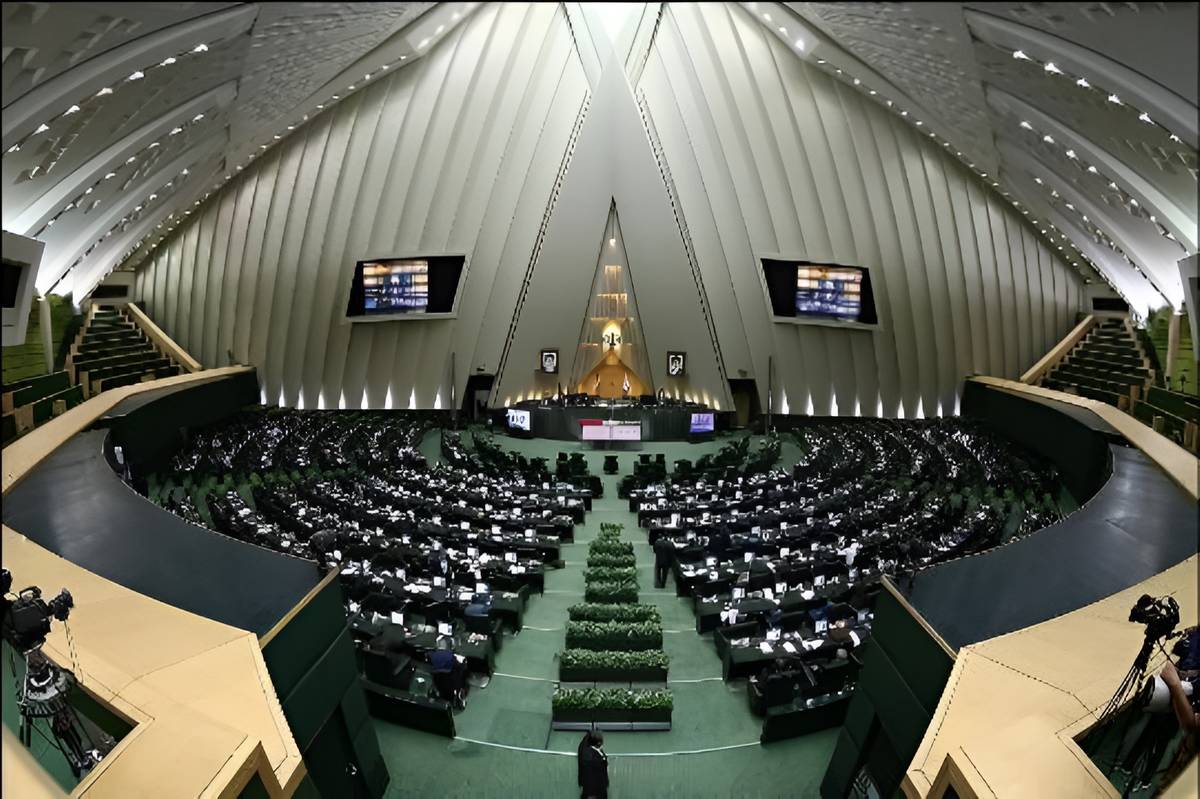 ۷ خرداد ، تولد قانونگذاری نوین در جمهوری اسلامی ایران