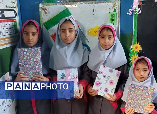 برگزاری جشن عاطفه‌ها در مدارس عشایری استان کرمان 