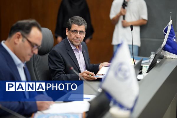 آیین بازگشایی سالن شورای دانشگاه فردوسی مشهد و امضای دو تفاهم‌نامه همکاری با شرکت‌های فناور