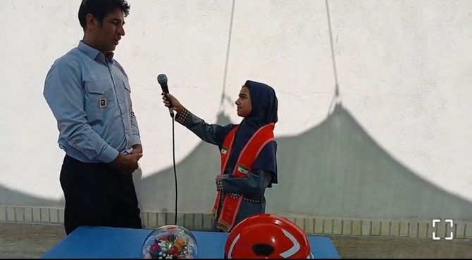 میزبانی مدرسه علمدار تفت از آتشنشان فداکار