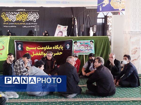 گردهمایی باشکوه بسیجیان کاشمر در باغمزار به مناسبت هفته بسیج  