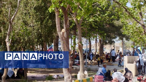 امامزاده سید طاهر الحسینی شهرستان بردسکن میزبان مردم در روز طبیعت
