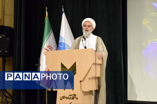 جشن بزرگ ازدواج دانشجویی در دانشگاه آزاد اسلامی واحد کرج