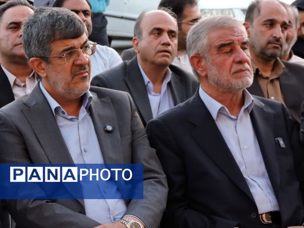 افتتاح هنرستان نساجی شهید ابراهیمی در یزد