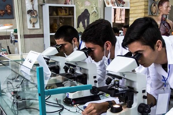 المپیادهای علمی سکوی پرتابی برای موفقیت تحصیلی و شخصی دانش‌آموزان است