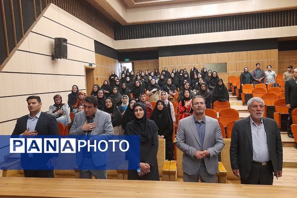 برزگرای جشنواره طلایه داران  به منظور  قدردانی از تلاش‌ها و دستاوردهای دانش‌آموزان و مدیران مدارس ملارد 