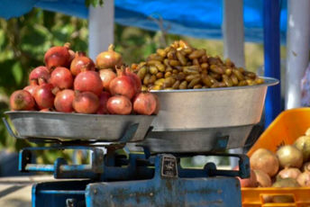 جشنواره‌ای با طعم انار و خرمای خفر 