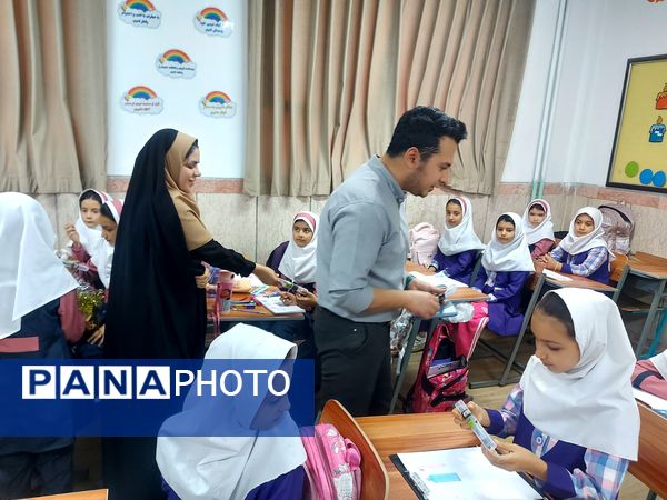 برگزاری جشن «دندان ۶» در مدارس ابتدایی شهرستان ملارد