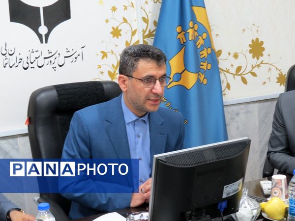 نشست معاون پیشگیری و تشخیص توانبخشی سازمان آموزش پرورش استثنایی کشور با مدیران مرکز  استان