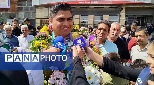 استقبال مسئولان و مردم از هادی نقابی تکواندوکار فاروجی