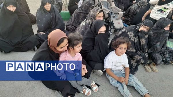تعزیه خوانی دهه آخر صفر در روستای نقاب 