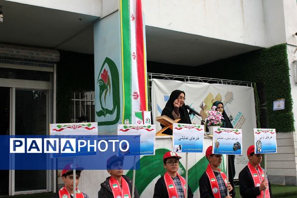  افتتاح جشنواره «امید فردا» در مدرسه شاهد ده دی ورامین