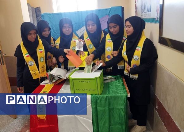 برگزاری جشن عاطفه‌ها در مدارس عشایری استان کرمان 