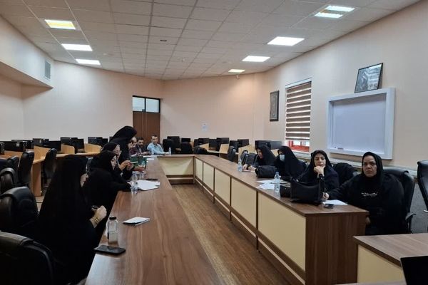 کارگاه توانمندسازی مدیران مدارس ابتدایی در ناحیه 6 مشهد