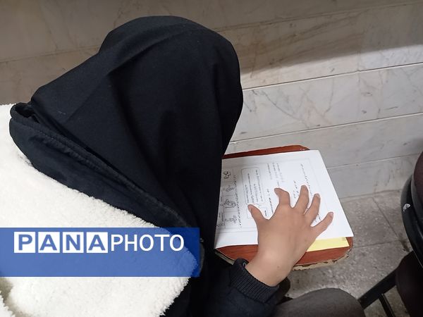 امتحانات نوبت اول در دبیرستان نمونه اندیشه 