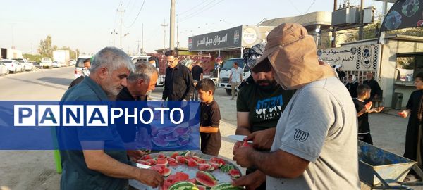 قدم‌های عاشقی در مسیر اربعین