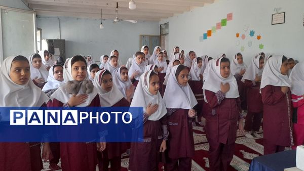 مراسم معنوی ایام فاطمیه در دبستان استقلال حاجی‌آباد