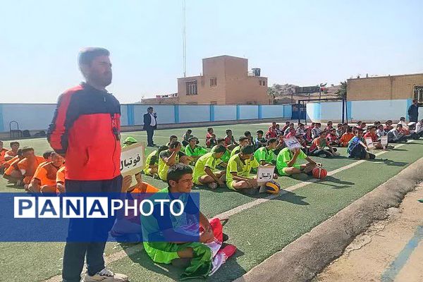 آغاز المپیاد درون‌مدرسه‌ای دانش‌آموزان دیشموک همزمان با هفته تربیت‌بدنی