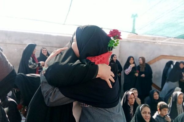 گرامیداشت روز مادر، روایت مهربانی بی پایان