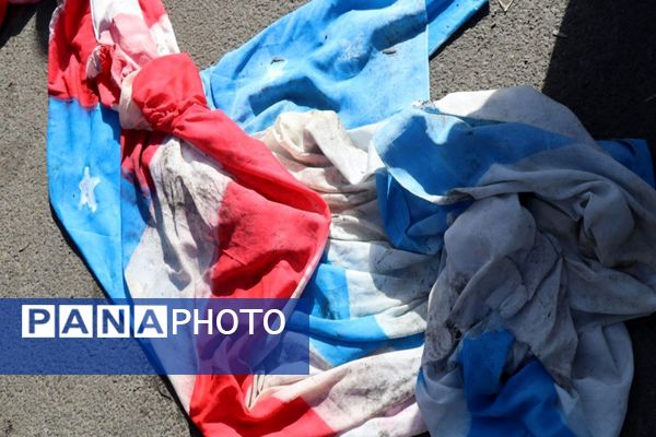 حضور پرشور دانش‌آموزان پاکدشتی در راهپیمایی روز ۱۳ آبان