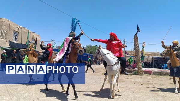 تعزیه‌خوانی روز عاشورا در روستای سلطان میدان خراسان رضوی
