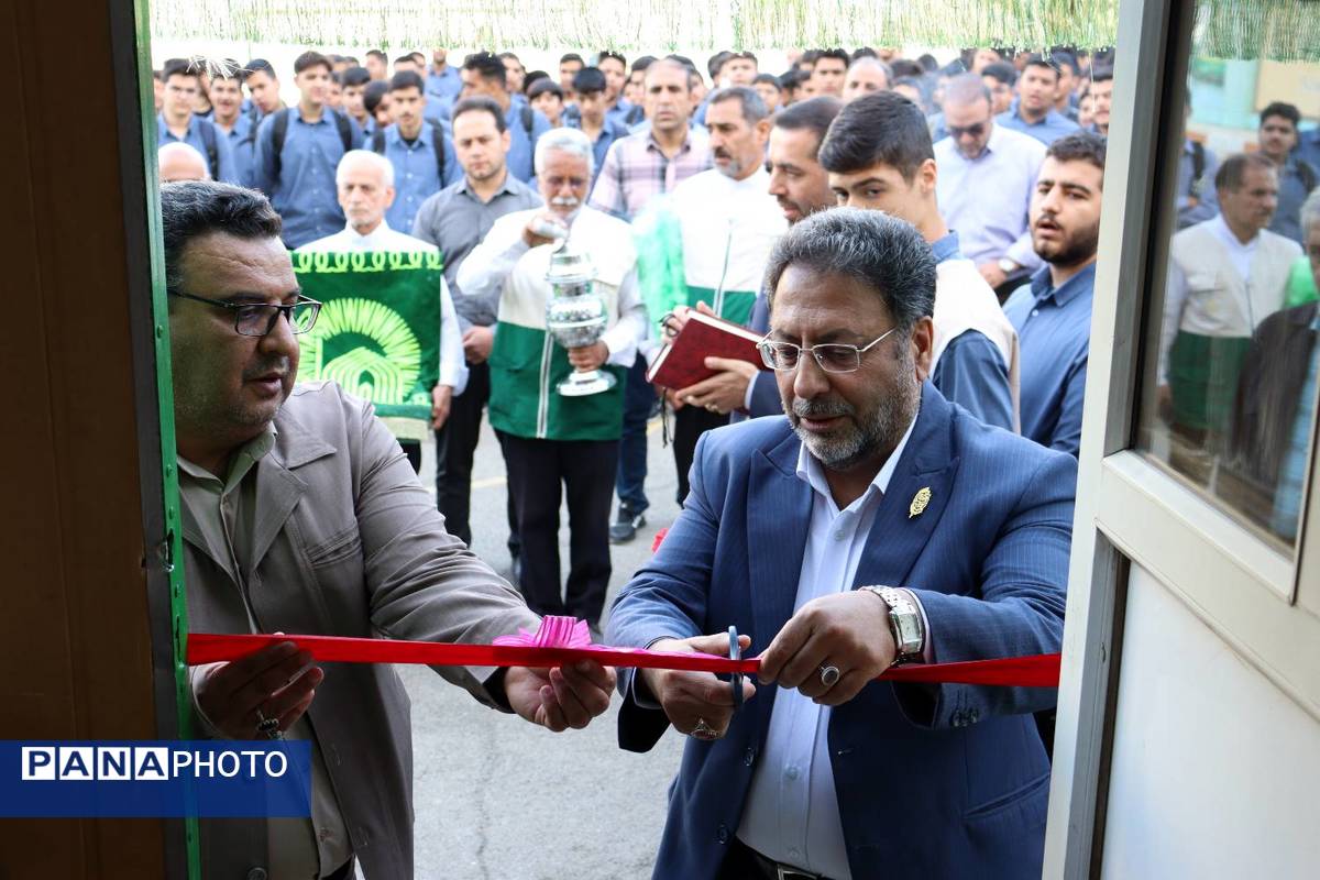 افتتاح چایخانه رضوی در مدرسه مکتبی با حضور مدیریت آموزش و پرورش منطقه ۱۴