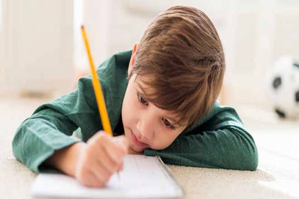 سیستم آموزشی  مدارس باید بروز باشد