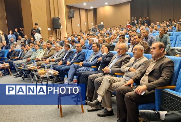 جشنی به پاس قدردانی از معلمان در لردگان