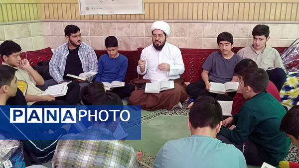 اعتکاف دانش‌آموزان مسجد انقلاب شهرستان بجنورد 