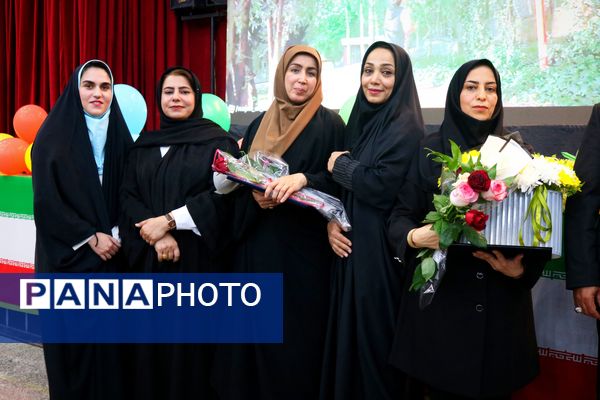جشن روز معلم در شهرستان لامرد