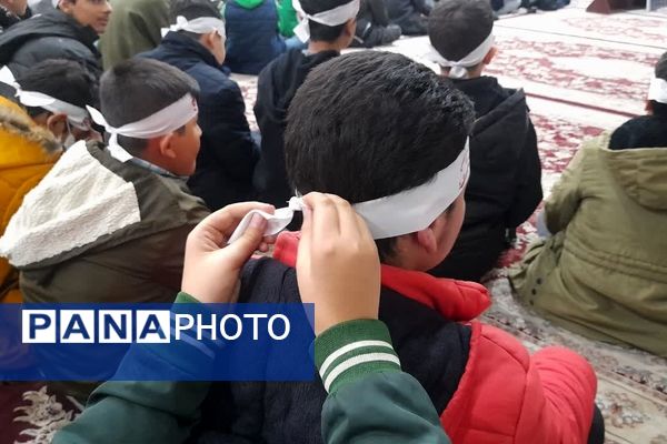 جشن عبادت و بندگی ۱۰۰۰ دانش‌آموز پسر اسلامشهری