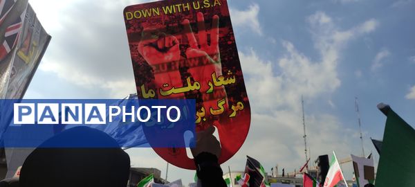 فریاد طنین انداز همبستگی دانش آموزان مشهدی 