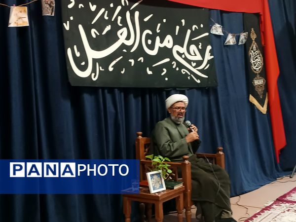 همایش احلی من العسل در اتحادیه انجمن‌های اسلامی دانش‌آموزی نیشابور