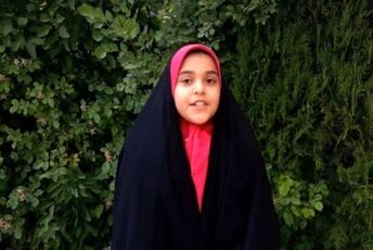 نمایش آثار دختران هنرمند شازند