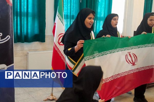 روز خاطره‌انگیز با برگزاری جشن سمپاد در دبیرستان استعدادهای درخشان فرزانگان ملارد