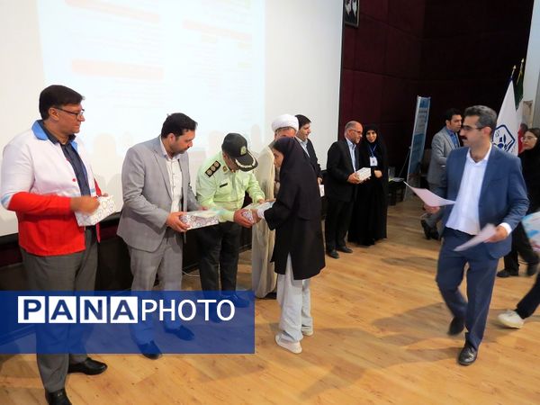 برگزاری تجلیل از برترین‌های جشنواره نوجوان سالم و الگوهای برتر تدریس تفکر و سبک زندگی شهرستان بجنورد
