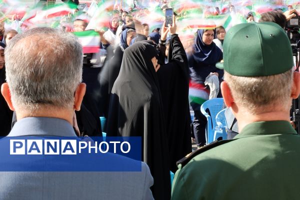 یادمان زن و دفاع مقدس در آذربایجان غربی