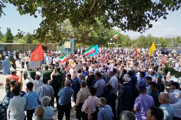 با هدف محکومیت جنایات رژیم کودک کش اسرائیل راهپیمایی جمعه خشم در کاشمر برگزار شد