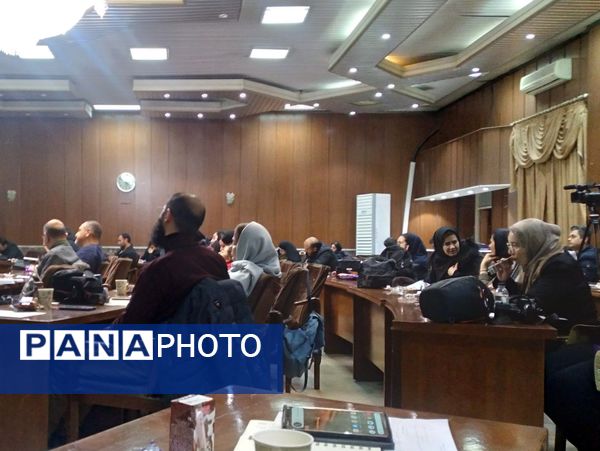 کارگاه سواد رسانه‌ای با محوریت مقابله با اخبار جعلی در تبریز