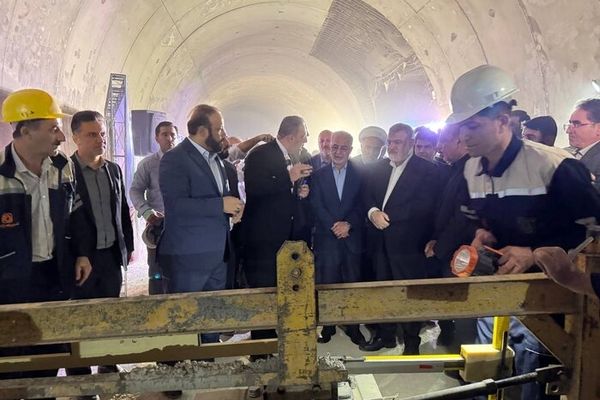 مومنی: راه اندازی مترو اسلامشهر ترافیک غرب تهران را کاهش می‌دهد