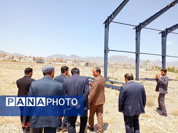 بازدید معاون تربیت بدنی و سلامت وزارت آموزش و پرورش از پروژه استخر دانش‌آموزی کاشمر 