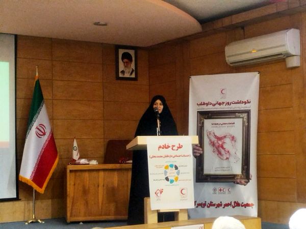 اجرای طرح هر محله یک خادم هلال در تویسرکان