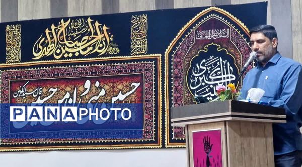  اولین نمایشگاه آثار هنری با موضوع عفاف و حجاب در کانون ملائک شهرستان قرچک