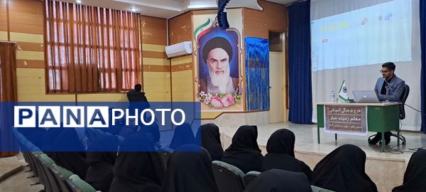 طرح فرهنگی آموزشی معلم زمینه ساز در منطقه زرین آباد 