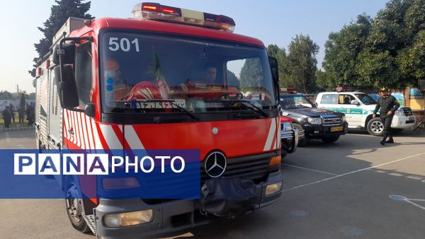 مانور سراسری زلزله در دبستان یکتا شهرستان قائمشهر