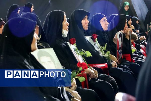 یادواره سرداران و شهدای محله حسین‌آباد در برازجان با حضور نماینده ولی فقیه در استان بوشهر