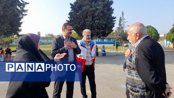 مانور سراسری زلزله در دبستان یکتا شهرستان قائمشهر