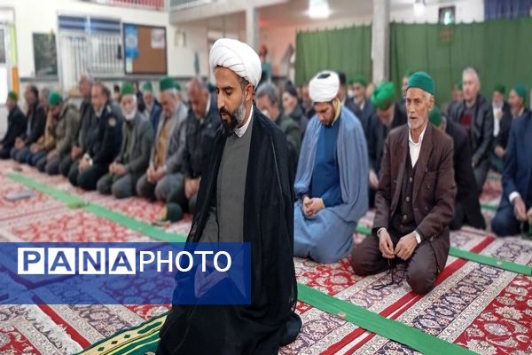 اقامه نماز جمعه در شهر بار نیشابور